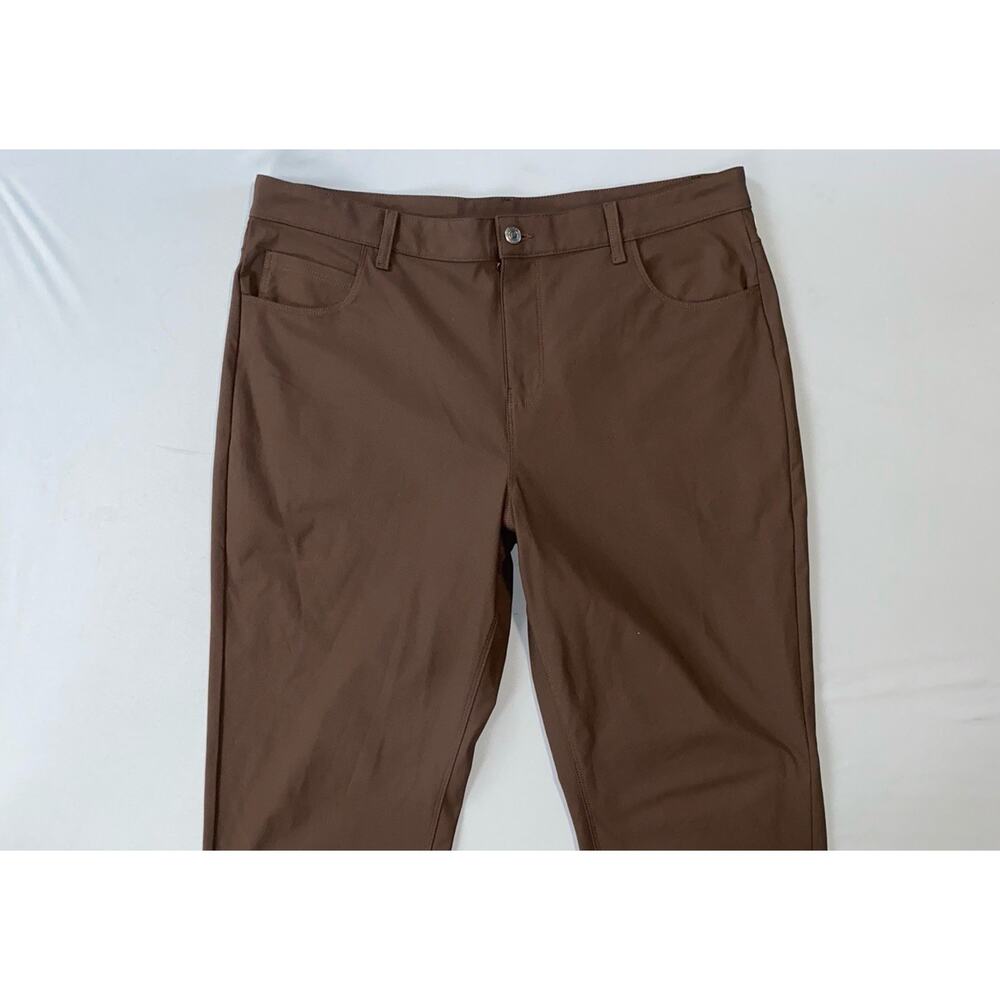 Fabletics Men's Don Pant 5-Pocket Performance Tech Jeans in Cacao. Men's 36X30.
